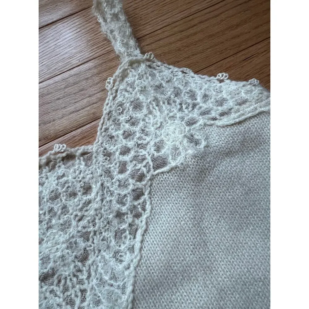 2006 Chanel Knit Cashmere Lace Cream Tank Top